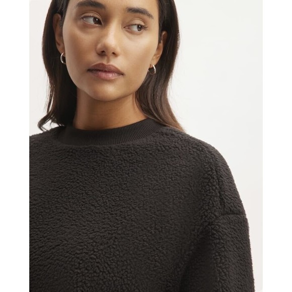 NWT Everlane Black Renew Fleece Oversized Crew Sweater Size Medium - Picture 2 of 13